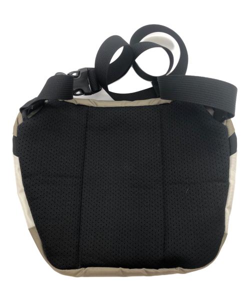 ARC'TERYX（アークテリクス）ARC'TERYX (アークテリクス) BEAMS (ビームス) マンティス2 ブラック×ホワイト×グレーの古着・服飾アイテム