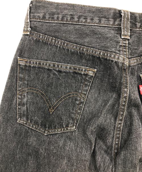 LEVI'S（リーバイス）LEVI'S (リーバイス) デニムパンツ グレー サイズ:W30×L32の古着・服飾アイテム