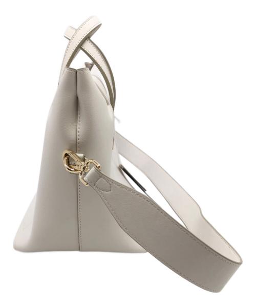 ADD CULUMN（アドカラム）ADD CULUMN (アドカラム) 2WAYバッグ ホワイトの古着・服飾アイテム