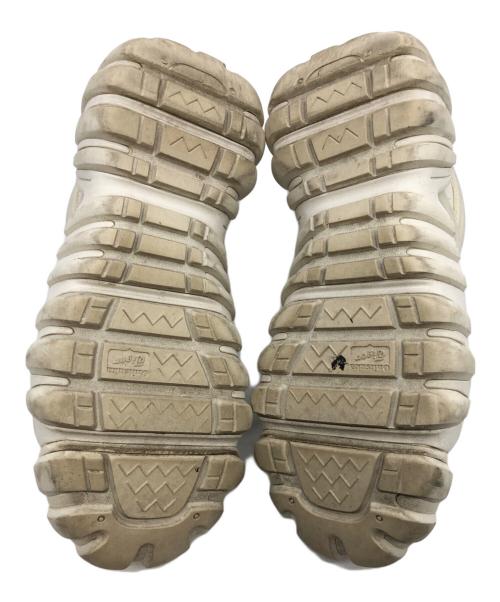 Onitsuka Tiger（オニツカタイガー）Onitsuka Tiger (オニツカタイガー) スニーカー ホワイト×グレー サイズ:SIZE 24cmの古着・服飾アイテム