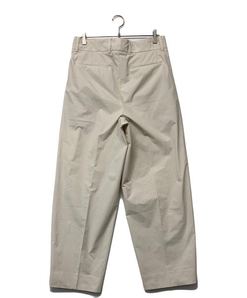 ADULT ORIENTED ROBES（アダルトオリエンテッドローブス）ADULT ORIENTED ROBES (アダルトオリエンテッドローブス) パンツ ベージュ サイズ:4の古着・服飾アイテム