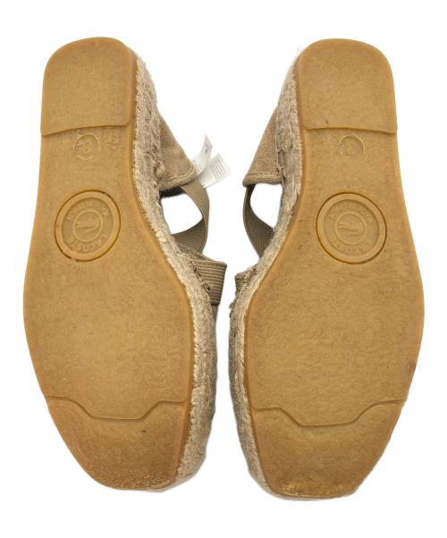 LACOSTE（ラコステ）LACOSTE (ラコステ) サンダル ベージュ サイズ:3の古着・服飾アイテム