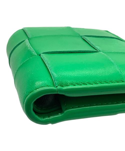 BOTTEGA VENETA（ボッテガベネタ）BOTTEGA VENETA (ボッテガベネタ) イントレチャート　2つ折り財布 グリーンの古着・服飾アイテム