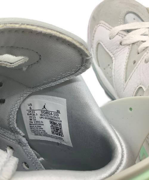 NIKE（ナイキ）NIKE (ナイキ) WMNS AIR JORDAN 6 RETRO ホワイト×ミントグリーン サイズ:23の古着・服飾アイテム