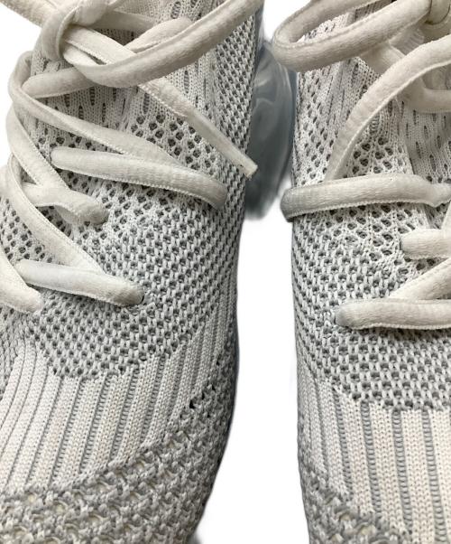 grounds（グラウンズ）grounds (グラウンズ) スニーカー ホワイト×グレー サイズ:24の古着・服飾アイテム