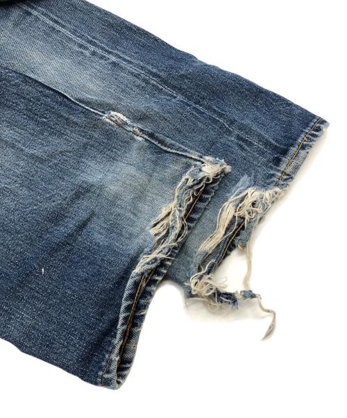 LEVI'S（リーバイス）LEVI'S (リーバイス) ダメージデニムパンツ インディゴ サイズ:SIZE 81cm (W32)の古着・服飾アイテム
