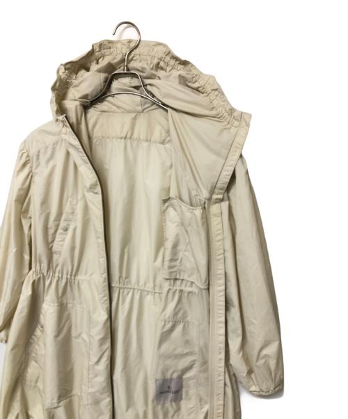 MONCLER（モンクレール）MONCLER (モンクレール) BESSIE　レインジャケット アイボリー サイズ:SIZE 12Aの古着・服飾アイテム