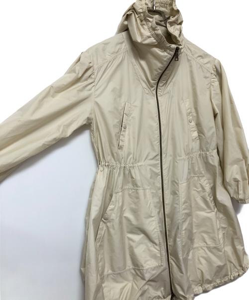 MONCLER（モンクレール）MONCLER (モンクレール) BESSIE　レインジャケット アイボリー サイズ:SIZE 12Aの古着・服飾アイテム