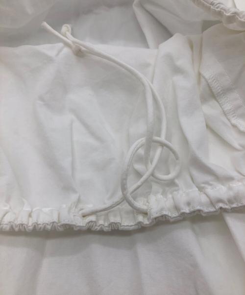 ETRE TOKYO（エトレトウキョウ）ETRE TOKYO (エトレトウキョウ) サイドギャザーボリュームスカート ホワイト サイズ:M 未使用品の古着・服飾アイテム