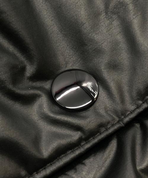 DIESEL（ディーゼル）DIESEL (ディーゼル) ロゴ型押しダウンジャケット ブラック サイズ:XXSの古着・服飾アイテム