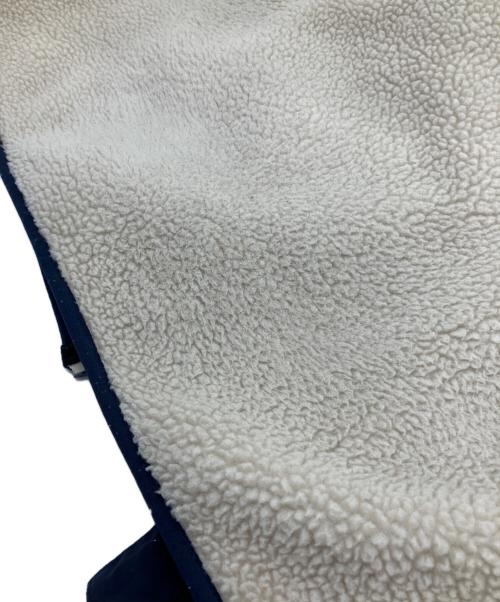 Patagonia（パタゴニア）Patagonia (パタゴニア) CLASSIC RETRO X JACKET　フリースジャケット ネイビー×ベージュ サイズ:SIZE XLの古着・服飾アイテム