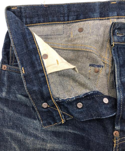 LEVI'S（リーバイス）LEVI'S (リーバイス) ダメージデニムパンツ ネイビー サイズ:SIZE 29の古着・服飾アイテム