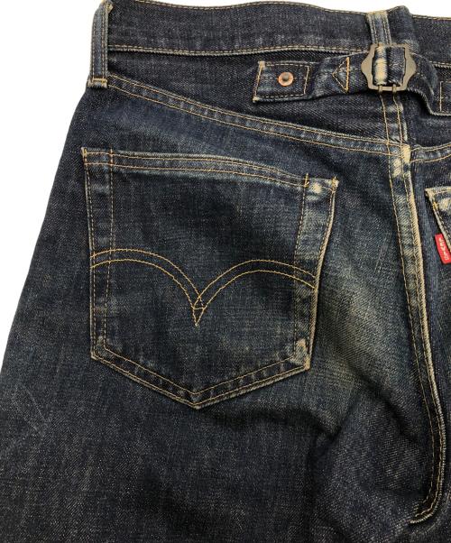 LEVI'S（リーバイス）LEVI'S (リーバイス) ダメージデニムパンツ ネイビー サイズ:SIZE 29の古着・服飾アイテム
