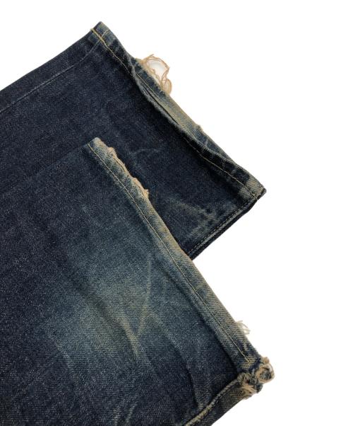 LEVI'S（リーバイス）LEVI'S (リーバイス) ダメージデニムパンツ ネイビー サイズ:SIZE 29の古着・服飾アイテム
