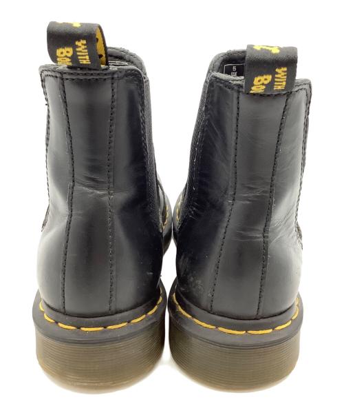 Dr.Martens（ドクターマーチン）Dr.Martens (ドクターマーチン) サイドゴアブーツ ブラック サイズ:7の古着・服飾アイテム