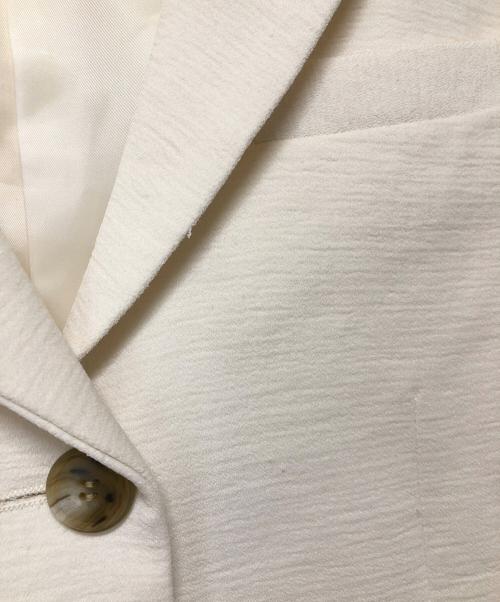 CLANE（クラネ）CLANE (クラネ) ランタンスリーブテーラードジャケット ベージュ サイズ:2の古着・服飾アイテム