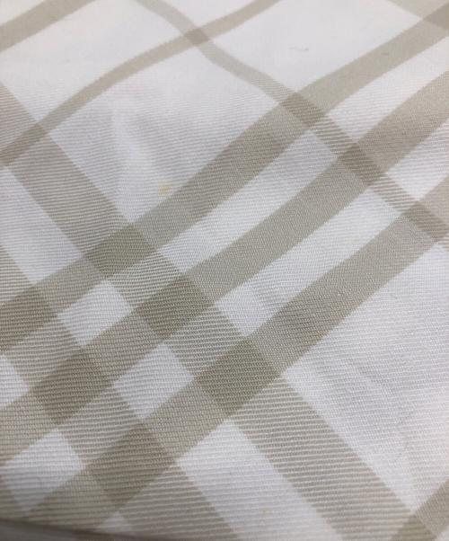 BURBERRY LONDON（バーバリーロンドン）BURBERRY LONDON (バーバリーロンドン) チェックスカート ホワイト×ベージュ サイズ:13の古着・服飾アイテム