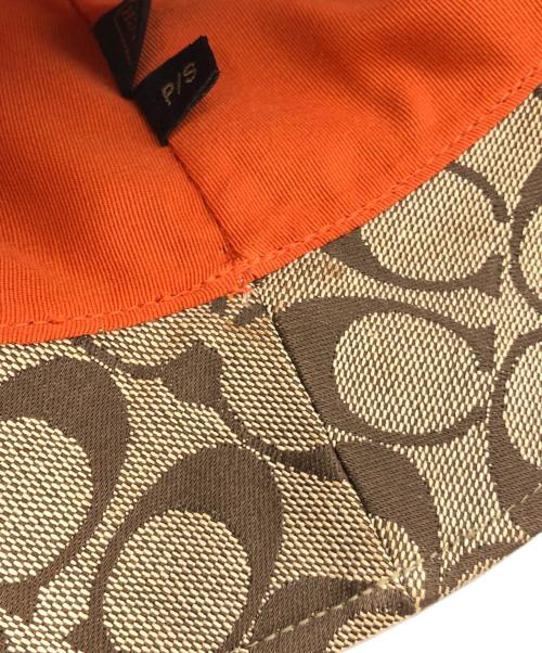 COACH（コーチ）COACH (コーチ) シグネチャーバケットハット ベージュの古着・服飾アイテム
