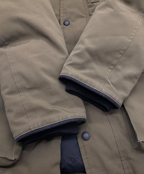 CANADA GOOSE（カナダグース）CANADA GOOSE (カナダグース) バンクロフトダウンジャケット カーキ サイズ:Sの古着・服飾アイテム