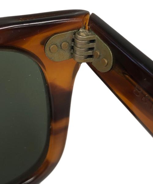 RAY-BAN（レイバン）RAY-BAN (レイバン) WAYFARER ブラウンの古着・服飾アイテム