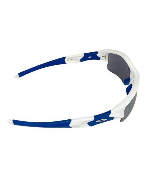 OAKLEY（オークリー）OAKLEY (オークリー) サングラス ホワイト×ブルーの古着・服飾アイテム