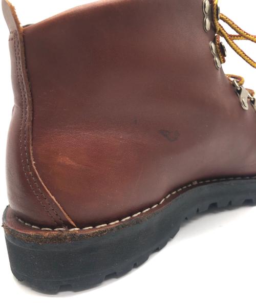 Danner（ダナー）Danner (ダナー) マウンテンライトブーツ ブラウン サイズ:SIZE 8 1/2の古着・服飾アイテム