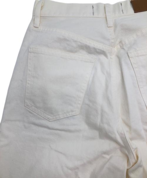 Curensology（カレンソロジー）Curensology (カレンソロジー) &RC　カーヴィーデニムパンツ オフホワイト サイズ:SIZE 36 未使用品の古着・服飾アイテム
