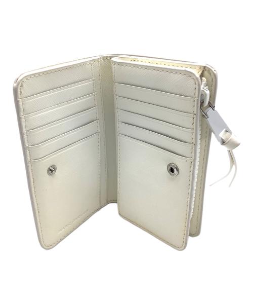 MARC JACOBS（マークジェイコブズ）MARC JACOBS (マークジェイコブス) コンパクトウォレット アイボリーの古着・服飾アイテム
