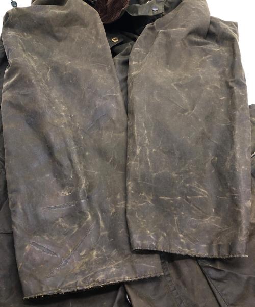 Barbour（バブアー）Barbour (バブアー) BORDER 2ワラント　オイルジャケット オリーブ×ブラウン サイズ:SIZE 42の古着・服飾アイテム