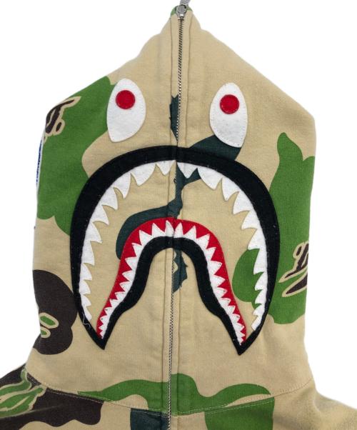 A BATHING APE（ア ベイシング エイプ）A BATHING APE (ア ベイシング エイプ) SHARK FULL ZIP HOODIE ベージュ×ブラウン サイズ:Lの古着・服飾アイテム