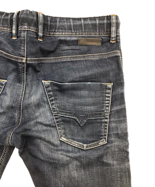 DIESEL（ディーゼル）DIESEL (ディーゼル) デニムパンツ インディゴ サイズ:71cm (W28)の古着・服飾アイテム