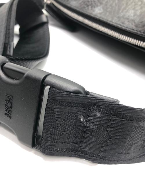 MCM（エムシーエム）MCM (エムシーエム) ボディーバッグの古着・服飾アイテム