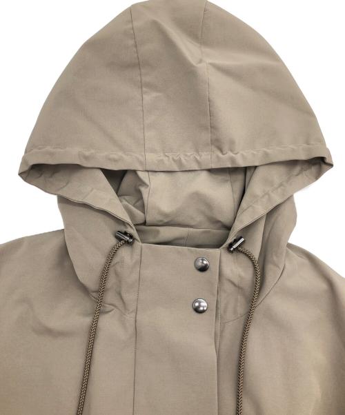 VACHEMENT（ヴァシュモン）VACHEMENT (ヴァシュモン) フーデッドコート カーキ サイズ:Freeの古着・服飾アイテム