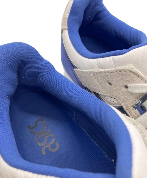 asics（アシックス）asics (アシックス) スニーカー ホワイト×ブルー サイズ:27の古着・服飾アイテム
