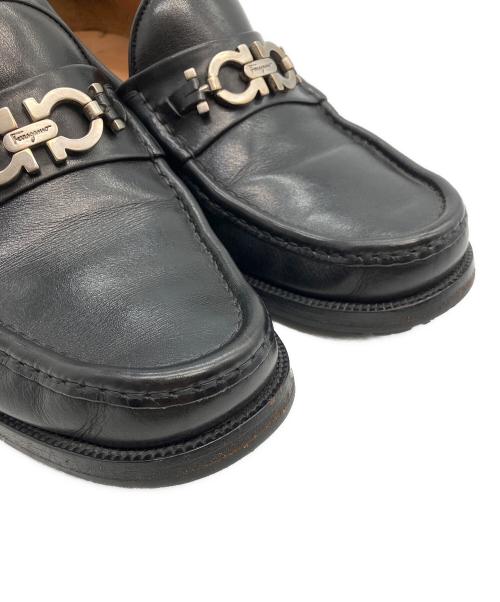 Salvatore Ferragamo（サルヴァトーレ フェラガモ）Salvatore Ferragamo (サルヴァトーレ フェラガモ) ビットローファー ブラック サイズ:SIZE 25.5cmの古着・服飾アイテム
