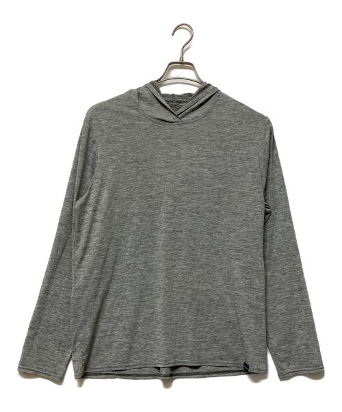 Patagonia（パタゴニア）Patagonia (パタゴニア) キャプリーンクールディリーフーディ グレー サイズ:SIZE Mの古着・服飾アイテム