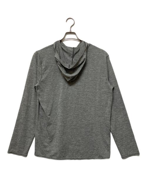 Patagonia（パタゴニア）Patagonia (パタゴニア) キャプリーンクールディリーフーディ グレー サイズ:SIZE Mの古着・服飾アイテム