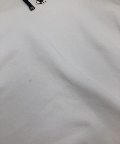 EMPORIO ARMANI（エンポリオアルマーニ）EMPORIO ARMANI (エンポリオアルマーニ) プルオーバーパーカー ホワイト サイズ:SIZE Sの古着・服飾アイテム