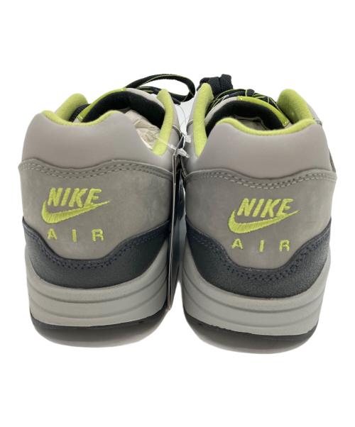 NIKE（ナイキ）NIKE (ナイキ) HUF (ハフ) ナイキ エアマックス ハフ SB 95 グレー サイズ:26.5 未使用品の古着・服飾アイテム