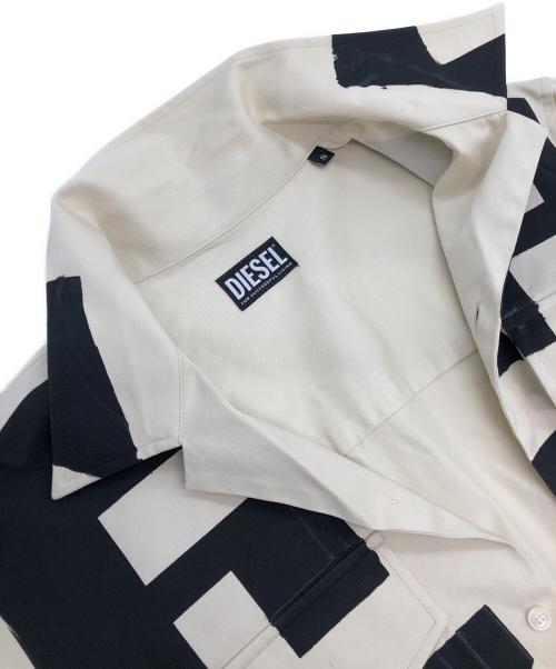 DIESEL（ディーゼル）DIESEL (ディーゼル) 半袖シャツ ベージュ×ブラック サイズ:SIZE Sの古着・服飾アイテム