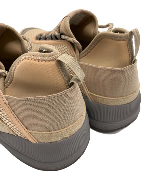 A.P.C.（アーペーセー）A.P.C. (アーペーセー) RTH (アールティーエイチ) スニーカー ベージュ サイズ:SIZE 25.5cmの古着・服飾アイテム