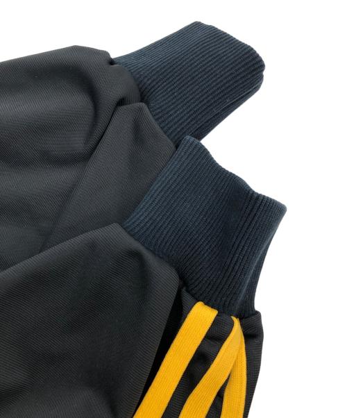 adidas（アディダス）adidas (アディダス) トラックジャケット ブラック×イエロー サイズ:SIZE Sの古着・服飾アイテム