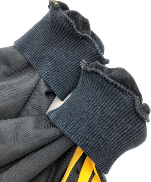 adidas（アディダス）adidas (アディダス) トラックジャケット ブラック×イエロー サイズ:SIZE Sの古着・服飾アイテム