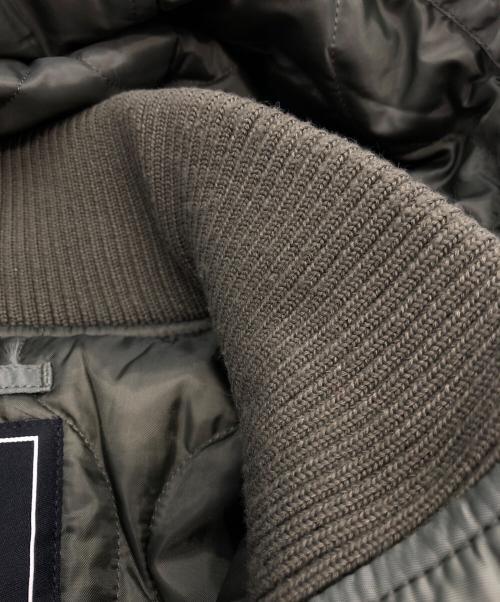 ALPHA INDUSTRIES（アルファインダストリーズ）ALPHA INDUSTRIES (アルファインダストリーズ) フライトジャケット オリーブ サイズ:SIZE Mの古着・服飾アイテム