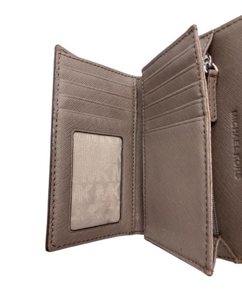 MICHAEL KORS（マイケル・コース）MICHAEL KORS (マイケル・コース) 3つ折り財布 ブラウンの古着・服飾アイテム