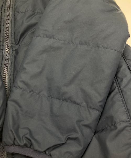 Patagonia（パタゴニア）Patagonia (パタゴニア) キッズ・リバーシブル・レディ・フレディ・フーディ ネイビー×ベージュ サイズ:XSの古着・服飾アイテム