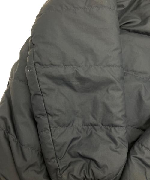 Patagonia（パタゴニア）Patagonia (パタゴニア) キッズ・リバーシブル・レディ・フレディ・フーディ ネイビー×ベージュ サイズ:XSの古着・服飾アイテム