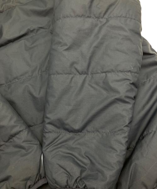 Patagonia（パタゴニア）Patagonia (パタゴニア) キッズ・リバーシブル・レディ・フレディ・フーディ ネイビー×ベージュ サイズ:XSの古着・服飾アイテム