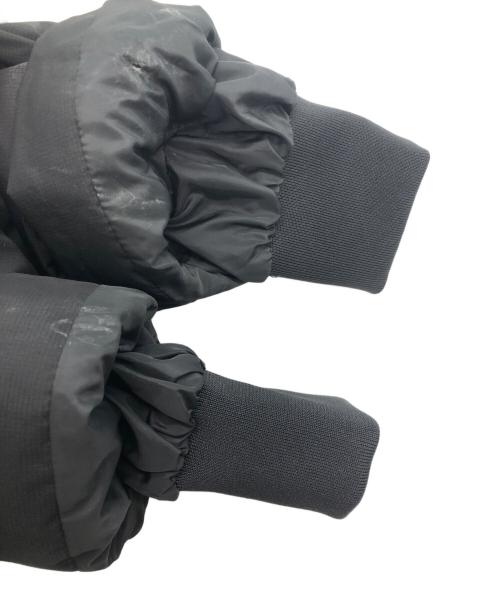 Calvin Klein Jeans（カルバンクラインジーンズ）Calvin Klein Jeans (カルバンクラインジーンズ) スタンドカラーダウンジャケット ブラック サイズ:SIZE Sの古着・服飾アイテム