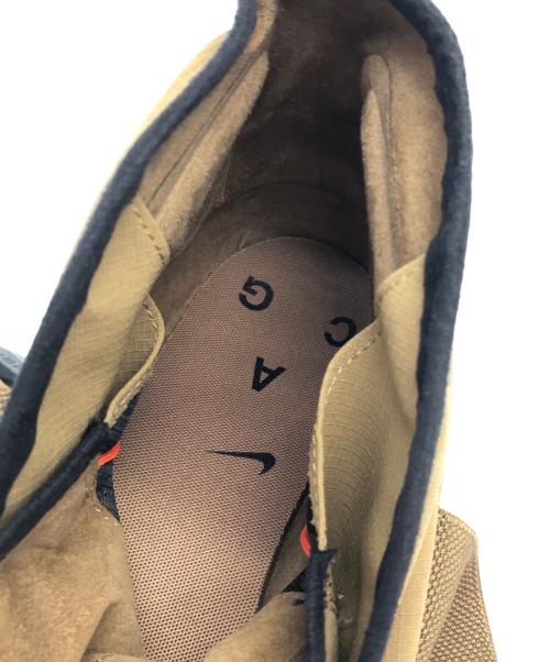 NIKE ACG（ナイキエーシージー）NIKE ACG (ナイキエーシージー) スニーカー ベージュ サイズ:28㎝の古着・服飾アイテム
